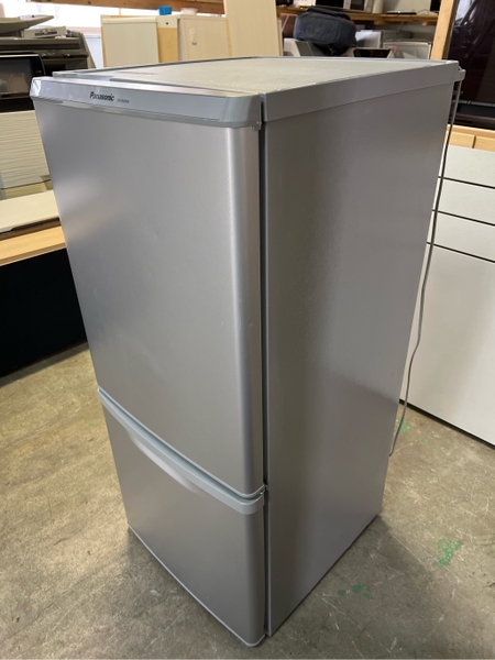 Tủ lạnh 412 Panasonic 138L