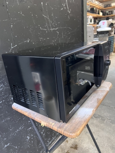 lò vi sóng PVN1476 Sharp 2020