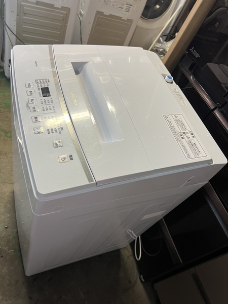 Máy giặt PVN883 IRIS OHYAMA 5.5Kg 2021