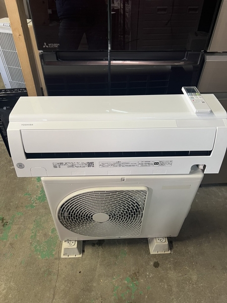 Điều hoà 674 Toshiba 2.2kw 2022