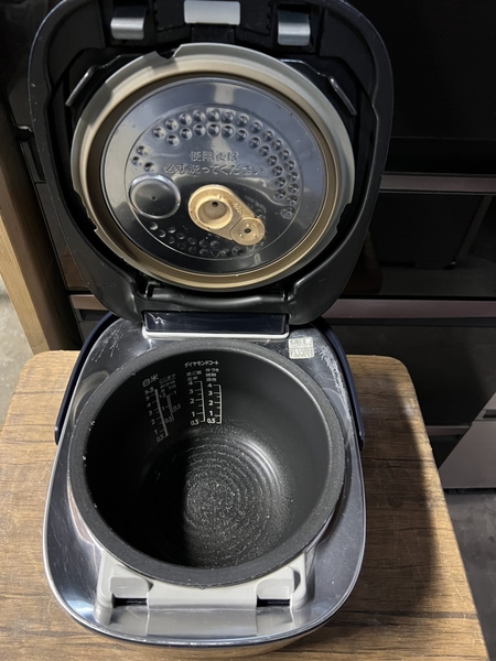 Nồi cơm PVN840 Toshiba 1.0L