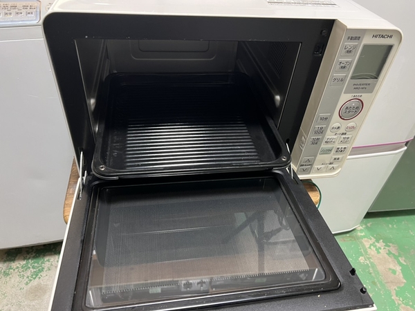 Lò vi sóng 161 HITACHI OVEN