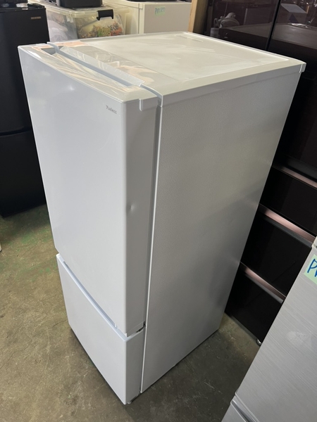 Tủ lạnh PVN912 YSELECT 156L 2022