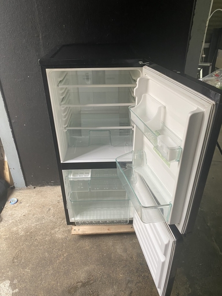 Tủ lạnh 175 - U-ING 110L