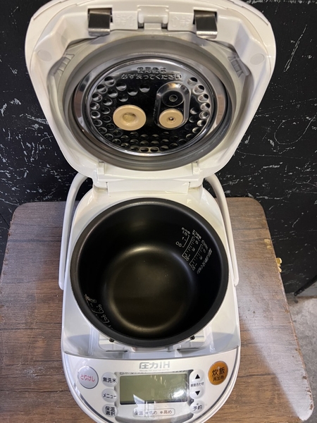 nồi cơm PVN1446 Zojirushi 1.0L