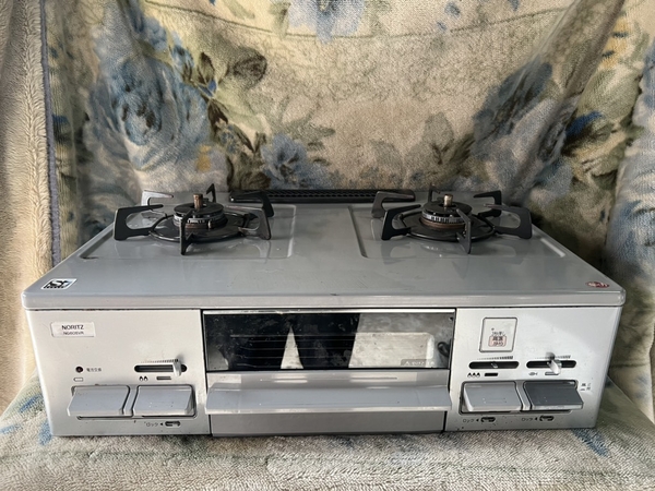 Bếp ga TOSHI 154 NORITZ 2018