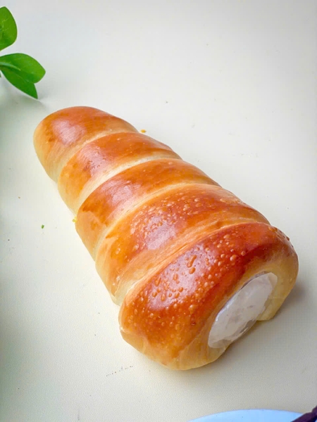 Bánh Mỳ Ốc Quế Quay Quay