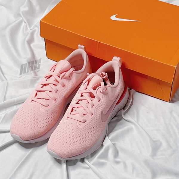 nike odyssey react oracle pink