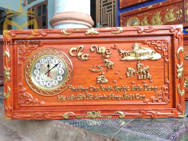 Tranh đồng hồ gỗ hương Cha Mẹ 81x41cm - TGM1007-2