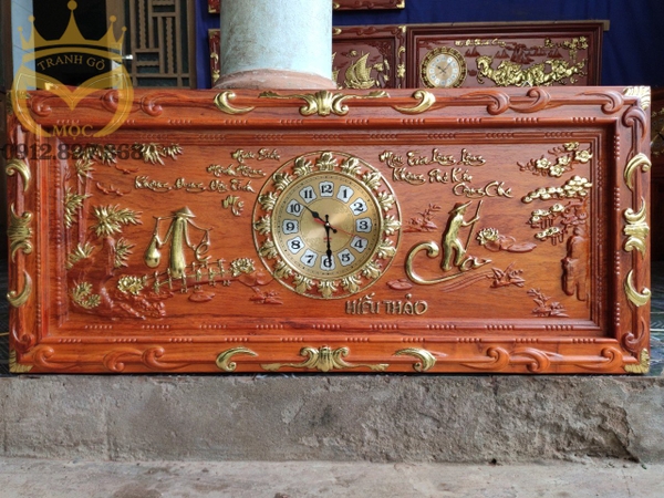 Tranh đồng hồ gỗ hương đục khung thếp vàng Cha Mẹ 108x48cm - TGM2009