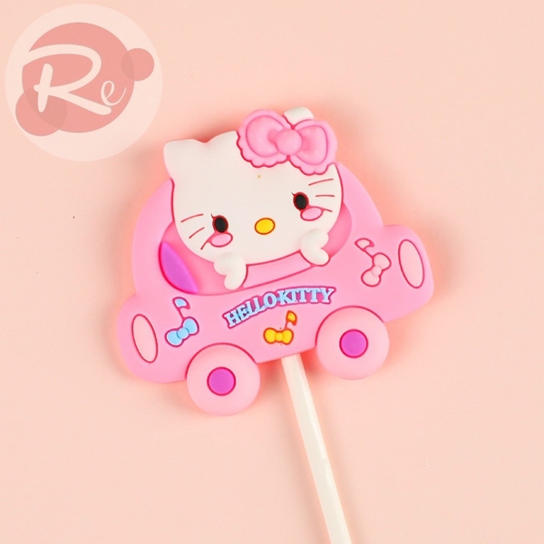 Que cắm Silicon - Mèo Kitty lái xe