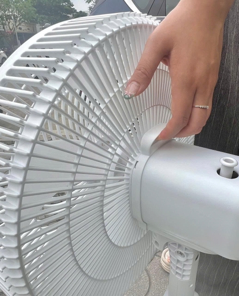QUẠT ĐỨNG LIFITT CAO CẤP