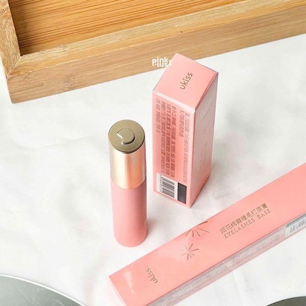 Mascara UKISS Giúp Định Hình Và Giữ Nếp Lâu