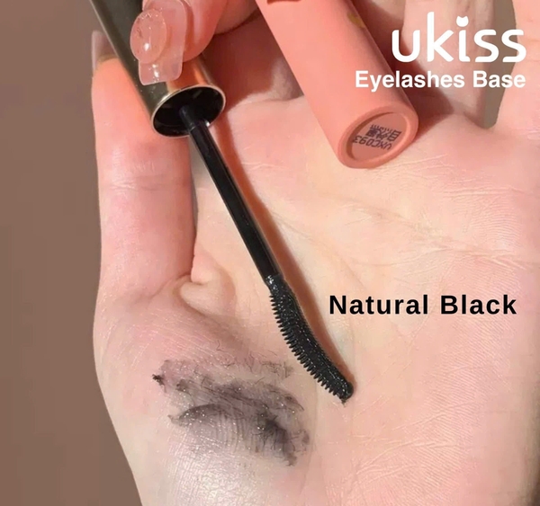 Mascara UKISS Giúp Định Hình Và Giữ Nếp Lâu