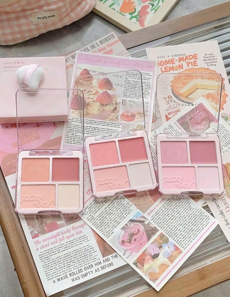 Phấn Má Hồng 4 Ô JUDYDOLL Tích Hợp Ô Má Kem