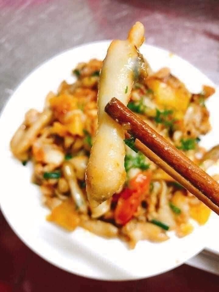 Ruột Ốc Móng Tay To