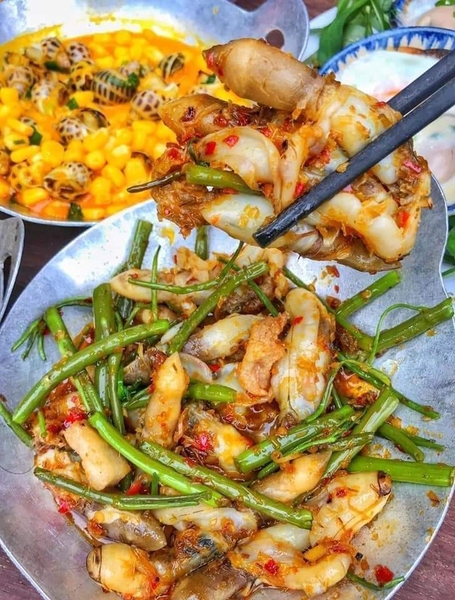 Ruột Ốc Móng Tay To