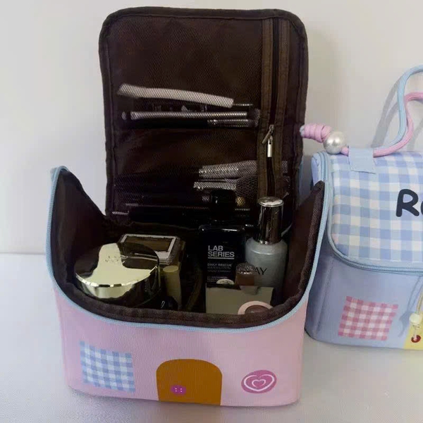 Túi đựng mỹ phẩm Moon