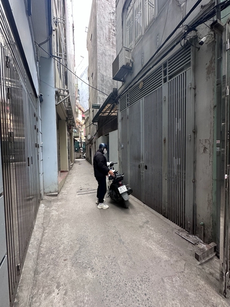 BÁN NHÀ 5 TẦNG - NGÕ THÔNG 20M RA Ô TÔ - KẾ BÊN KEANGNAM - MỄ TRÌ - 33M2 - 8.5 TỶ