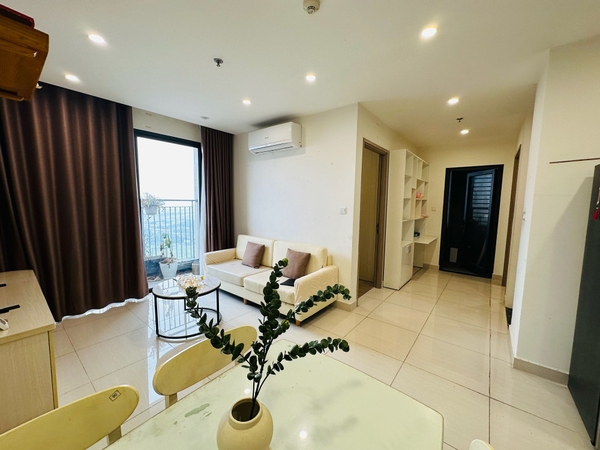 BÁN NHÀ ĐẸP TẶNG HẾT NỘI THẤT - TẦNG TRUNG VIEW THOÁNG - 2NGỦ Ở LUÔN