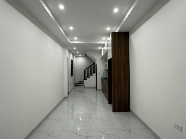 Nhà 5 Tầng Mới Đẹp 35m² Hà Trì, Hà Đông – Ngõ Sạch Đẹp – Gần Chợ & Trường Học