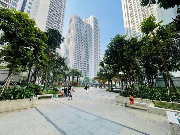 Căn hộ lô góc toà R3 KĐT Goldmark City 136 Hồ Tùng Mậu