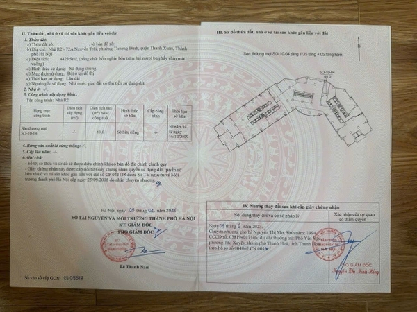 BÁN CĂN R2-72A SO-10-04 TẦNG 1+05 TẦNG HẦM Royal City