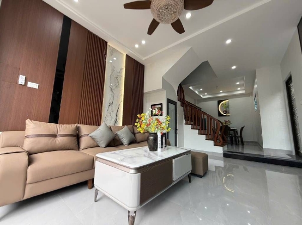 BÁN NHÀ LIÊN MẠC - BẮC TỪ LIÊM - LÔ GÓC - Ô TÔ TRÁNH - KINH DOANH ĐỈNH - NHÀ MỚI 5 TẦNG