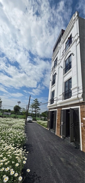 NHÀ MẶT ĐƯỜNG 4 TẦNG - PHÚ BẾN, THỤY HƯƠNG - 31M² - Ô TÔ ĐỖ CỬA - DÂN CƯ ĐÔNG - GIÁ 3.65 TỶ