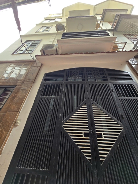 BÁN NHÀ TRUNG TÂM CẦU GIẤY - NGÕ NÔNG GẦN PHỐ