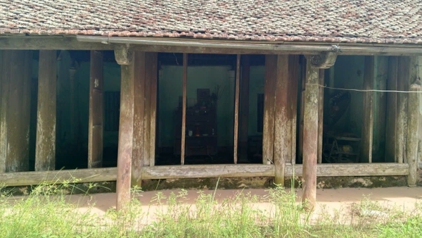 BÁN ĐẤT MẶT TIỀN 