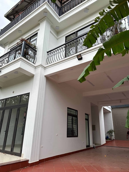 BÁN TOÀ VĂN PHÒNG + XƯỞNG SẢN XUẤT KIÊN CỐ MẶT HỒ ĐỒNG CHẰM - XÃ ĐỒNG XUÂN, QUỐC OAI - 100M2 VP 3 TẦNG + 372M2 XƯỞNG - 14.5 TỶ