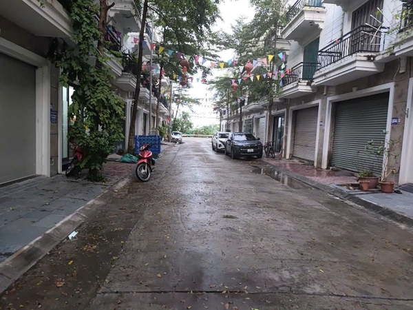 BÁN NHÀ LIỀN KỀ 6 TẦNG - KHU LÒ GẠCH CỰ KHÊ, THANH OAI - 68M2 - CÓ HỐC THANG MÁY - GIÁ 10.5 TỶ