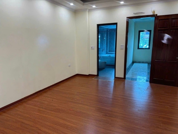 BÁN NHÀ PHÂN LÔ MAI DỊCH CẦU GIẤY - 7 TẦNG THANG MÁY - DÒNG TIỀN 35TR/THÁNG - 18.5 TỶ