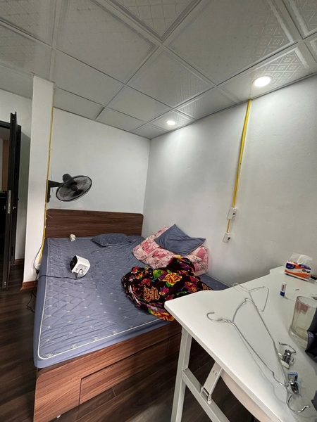 TẬP THỂ NGHĨA TÂN TẦNG 4 - PHƯỜNG NGHĨA TÂN - 3 NGỦ RỘNG SÁNG - Ô TÔ ĐỖ CHÂN TÒA - 4.95 TỶ