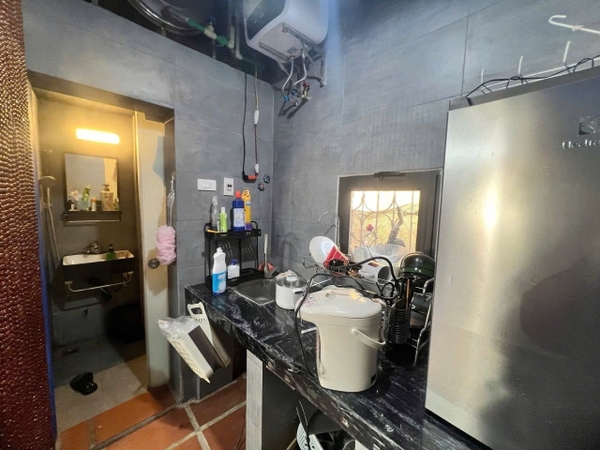 CĂN HỘ TẬP THỂ TẦNG 1 TRUNG HÒA - CẦU GIẤY: NHÀ ĐẸP Ở NGAY - KINH DOANH ONLINE - 4.28 TỶ