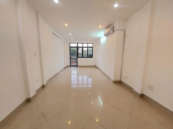 【MẶT PHỐ KINH DOANH NGÃ TƯ KIM MÃ - NÚI TRÚC】- 37m² - 5 TẦNG - ĐỐI DIỆN ĐSQ - 23.8 TỶ