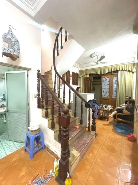 NHÀ NGÕ THÔNG - HOÀNG HOA THÁM BA ĐÌNH - 34m² - 3 TẦNG - SỔ ĐỎ ĐẸP - KHÔNG QUY HOẠCH - 7.6 TỶ