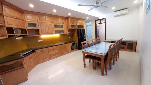 【MẶT PHỐ KINH DOANH HOÀNG HOA THÁM BA ĐÌNH】- 109m² - 5 TẦNG + 2 HẦM - DÒNG TIỀN 70 TRIỆU/TH - 47.5 TỶ