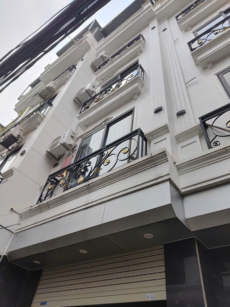 BÁN NHÀ 5 TẦNG KIÊN CỐ - THƯỢNG THANH, LONG BIÊN - VỊ TRÍ TRUNG TÂM - GIÁ 6.8 TỶ