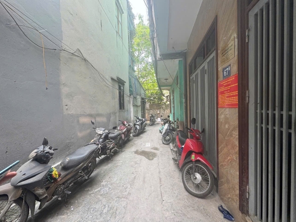 BÁN NHÀ HÀ TRÌ 3 - HÀ ĐÔNG: NHÀ MỚI SỬA ĐẸP - NGÕ THÔNG Ô TÔ CHẠY VÒNG QUANH - VỊ TRÍ TRUNG TÂM - GIÁ 9.4 TỶ