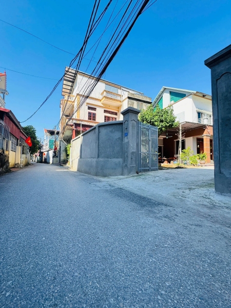 【ĐẤT 2 MẶT NGÕ - Ô TÔ VÀO ĐẤT】Lô Đất 54m² Tổ 2 Giang Biên - Vị Trí Cực Đắc Địa - Ô Tô Vào Tận Đất - Tiềm Năng Tăng Trưởng Mạnh - Giá Chỉ 4.45 Tỷ