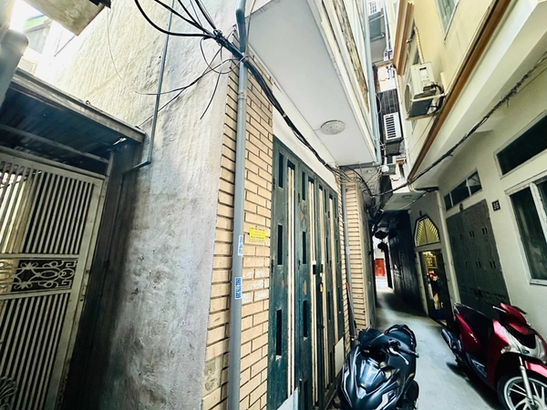 Bán Nhà Lô Góc Cho Thuê Bạch Mai - 7 Phòng Ngủ - Doanh Thu 300 Triệu/Năm - 7.7 Tỷ