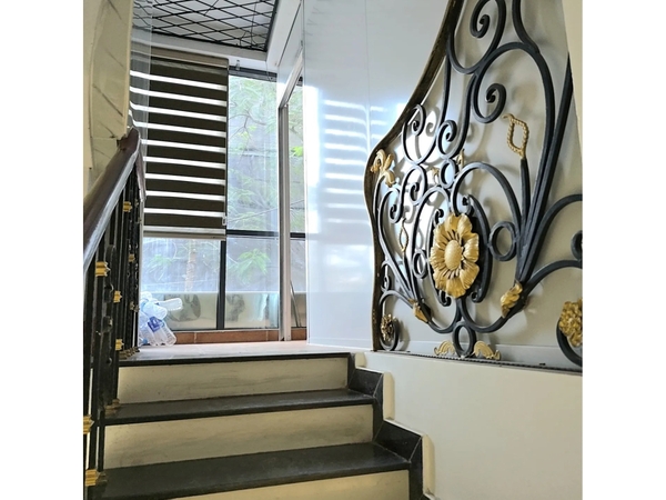 Bán Nhà Mặt Ngõ Đội Cấn - 26m² 6 Tầng - ĐANG CHO THUÊ DÀI HẠN (Hợp Đồng 4 Năm) - Dòng Tiền Ổn Định - Giá 15.8 Tỷ