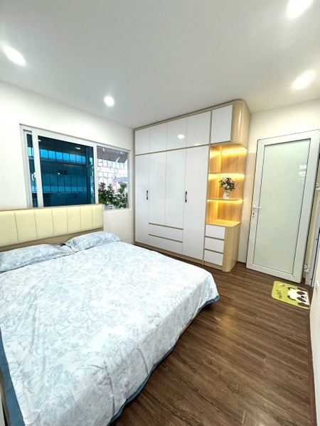 Bán Căn Hộ Tập Thể A2 - 92 Thanh Nhàn - 2 Phòng Ngủ - 2 WC - Diện Tích Thực Tế 50m² - Sổ Đỏ Riêng - Giá 3.75 Tỷ