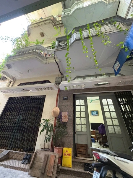 【CƠ HỘI KÉP - 2 NHÀ LIỀN KỀ】170B Phó Đức Chính, Ba Đình - 68m²/Nhà - Hướng Bắc - Ô tô Đỗ Cửa - Tiềm Năng Mở Rộng - Giá 22 Tỷ/Nhà