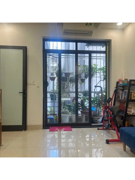 Bán Nhà 5 Tầng Mặt Ngõ Ô Tô Đỗ Cổng Tại 140.61 Ngọc Thụy, Long Biên - 5PN, 4WC - Giá 7.9 Tỷ - Sổ Đỏ Chính Chủ