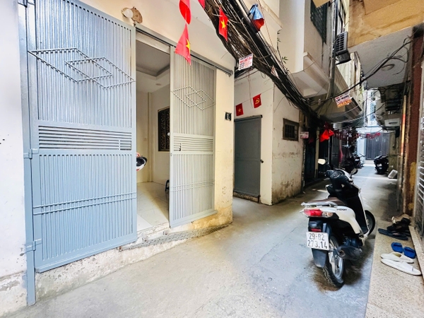 【NHÀ NGÕ HIẾM BA ĐÌNH】- 18m² 4 Tầng - Lô Góc 2 Thoáng - 5 PN - Sổ Riêng - 6.6 Tỷ