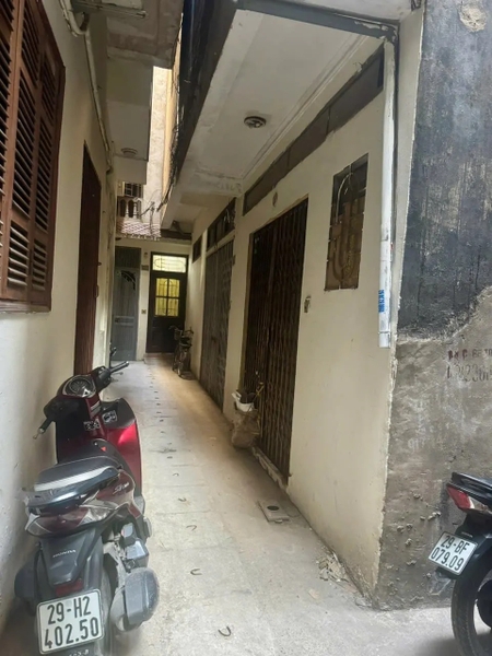 【NHÀ LÔ GÓC 4 TẦNG - 3 MẶT THOÁNG - NGÃ TƯ TRẦN KHÁT CHÂN】- 13/20m² - 3PN - Vị Trí 