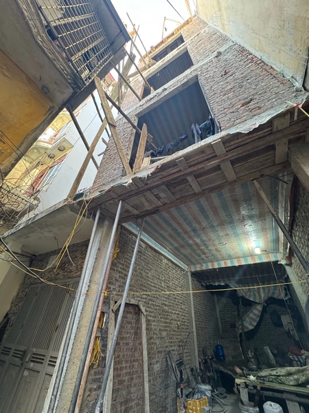 【NHÀ PHỐ 5 TẦNG MỚI XÂY】Trương Định, Hoàng Mai - 33/29m² - 3 Phòng Ngủ - Giá 7.8 Tỷ